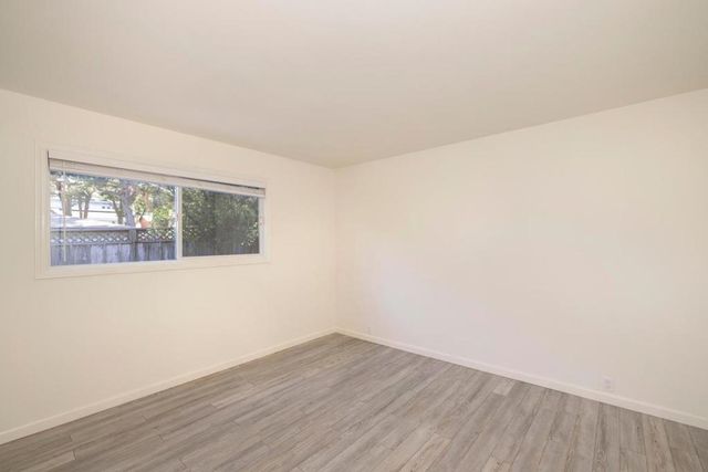 551 4th Street, Montara, CA 94037