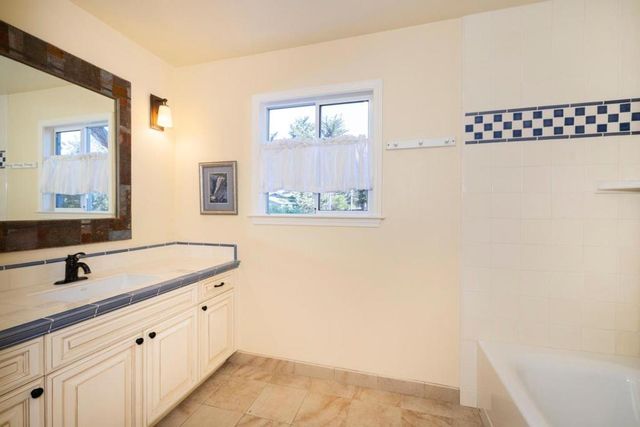 551 4th Street, Montara, CA 94037