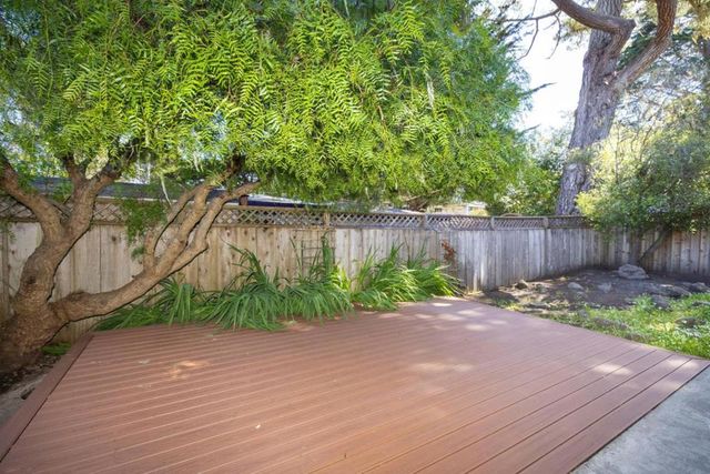 551 4th Street, Montara, CA 94037