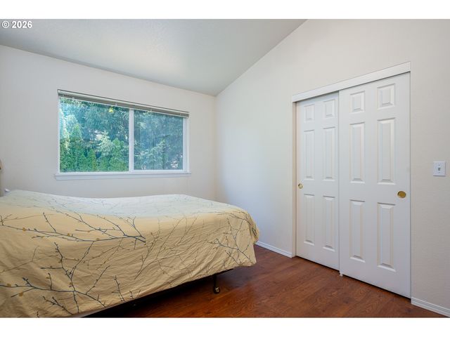 16568 Nw AVONDALE Dr, Beaverton, OR 97006
