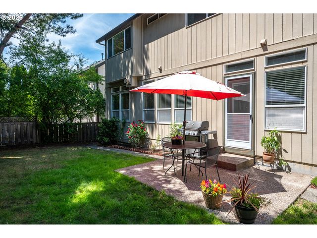 16568 Nw AVONDALE Dr, Beaverton, OR 97006