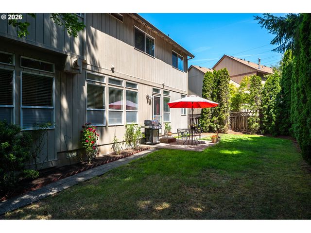 16568 Nw AVONDALE Dr, Beaverton, OR 97006