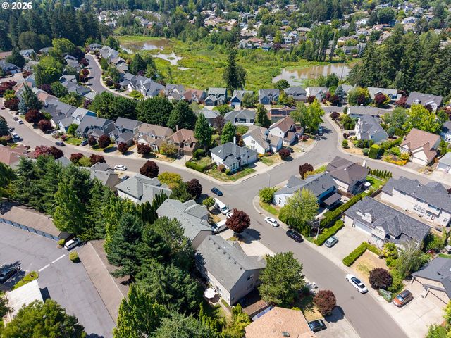 16568 Nw AVONDALE Dr, Beaverton, OR 97006