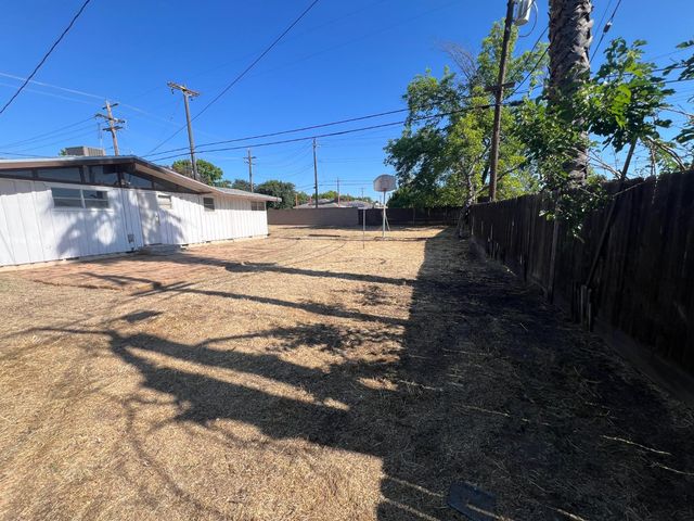3988 N Fresno Street, Fresno, CA 93726