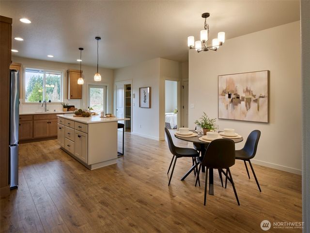 1834 Rose Valley Road, Kelso, WA 98626