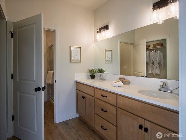 1834 Rose Valley Road, Kelso, WA 98626