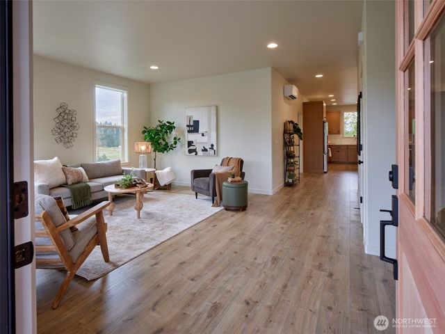 1834 Rose Valley Road, Kelso, WA 98626