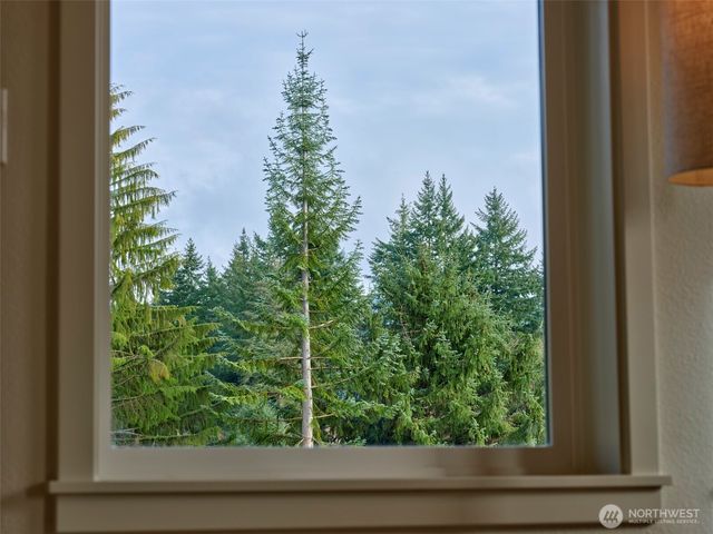 1834 Rose Valley Road, Kelso, WA 98626