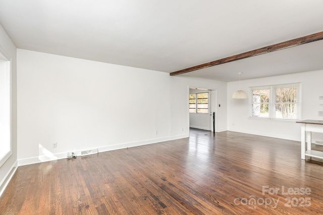 6701 Lynmont Drive, Charlotte, NC 28212