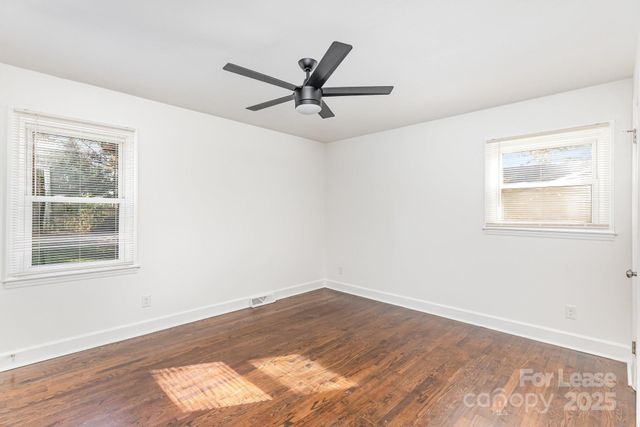 6701 Lynmont Drive, Charlotte, NC 28212