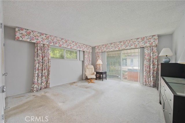 19732 Henshaw, Woodland Hills (los Angeles), CA 91364