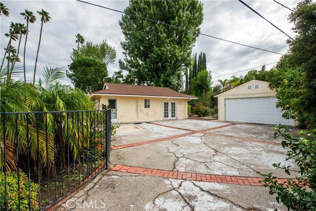 19732 Henshaw, Woodland Hills (los Angeles), CA 91364