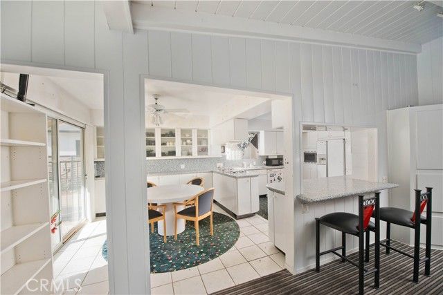 19732 Henshaw, Woodland Hills (los Angeles), CA 91364