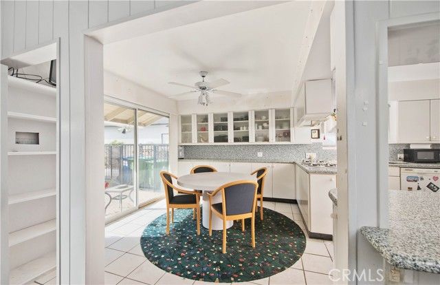 19732 Henshaw, Woodland Hills (los Angeles), CA 91364