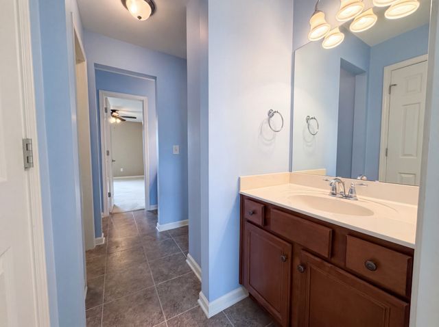 1852 Bunting Way Dr, Hermitage, TN 37076