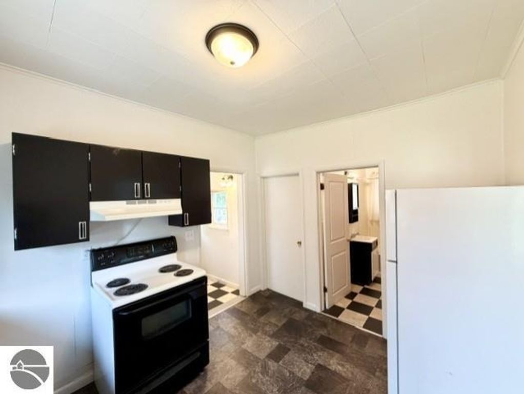 Image 13 of property listing at 1315 Plum, Alma, MI 48801