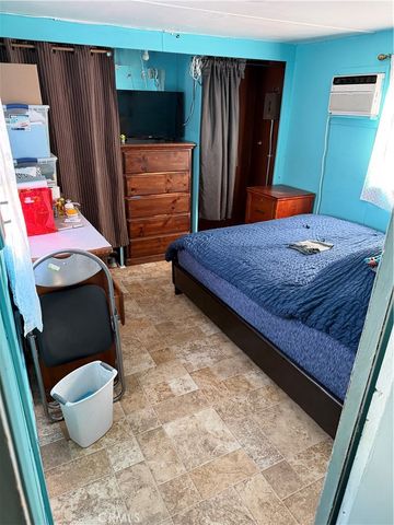 211 Monaco 54, Santa Ana, CA 92703