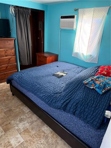 211 Monaco 54, Santa Ana, CA 92703