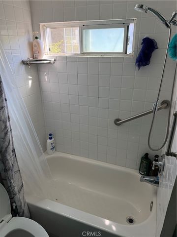 211 Monaco 54, Santa Ana, CA 92703