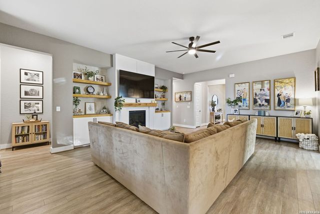 110 Milagro, Boerne, TX 78006