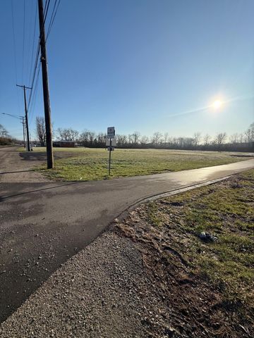 733 N Oakland Avenue, Washington Court House, OH 43160