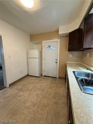 461 E 147th Street, Cleveland, OH 44110