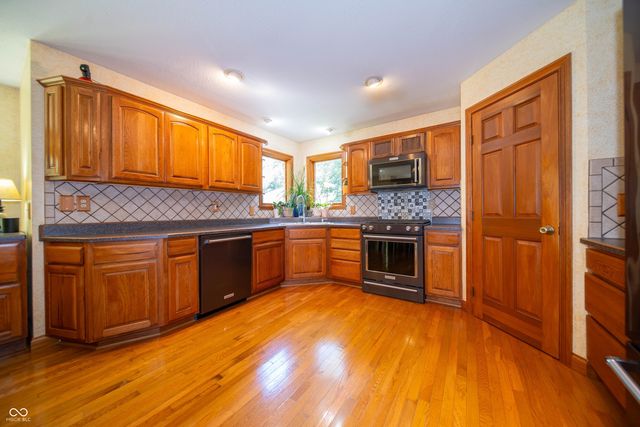 6519 N 350 W, Thorntown, IN 46071