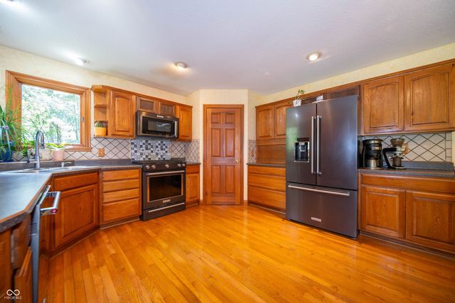 6519 N 350 W, Thorntown, IN 46071