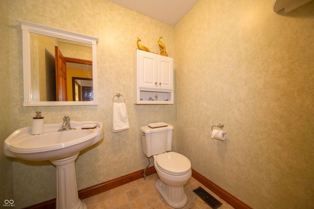 6519 N 350 W, Thorntown, IN 46071