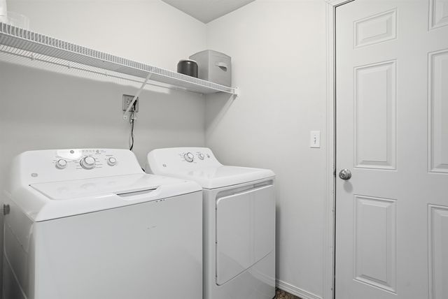 12411 W 2nd Ave, Airway Heights, WA 99001