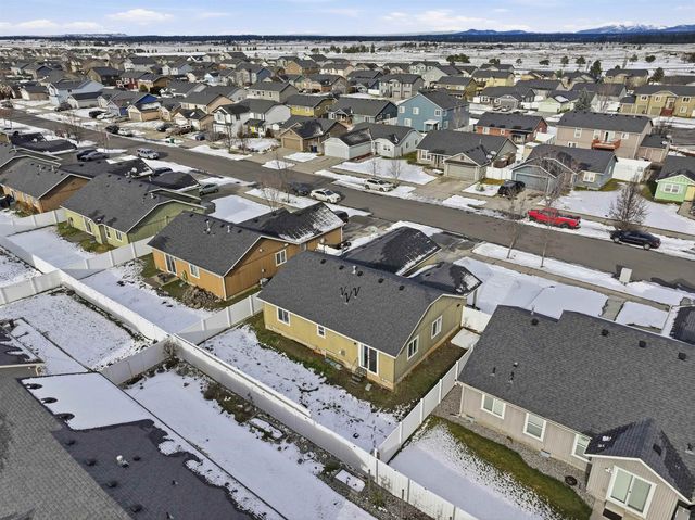 12411 W 2nd Ave, Airway Heights, WA 99001