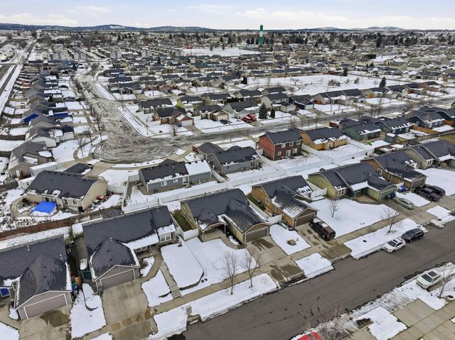 12411 W 2nd Ave, Airway Heights, WA 99001