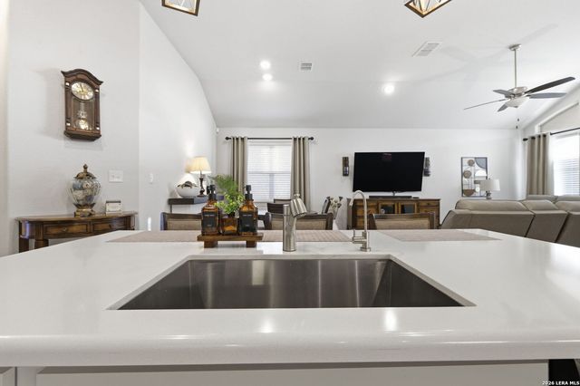 505 Huntwick Dr, Boerne, TX 78006