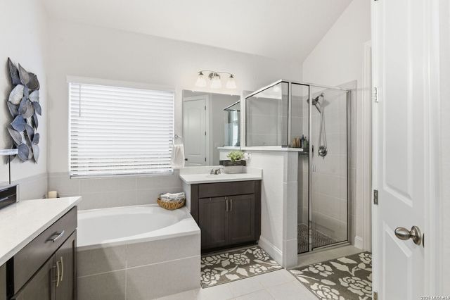 505 Huntwick Dr, Boerne, TX 78006