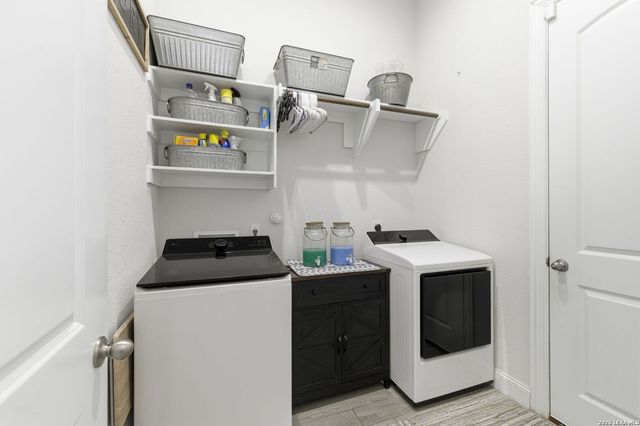 505 Huntwick Dr, Boerne, TX 78006