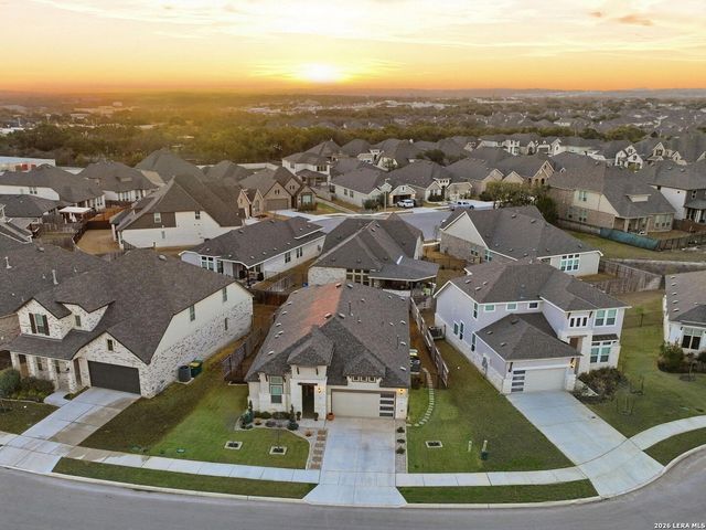 505 Huntwick Dr, Boerne, TX 78006