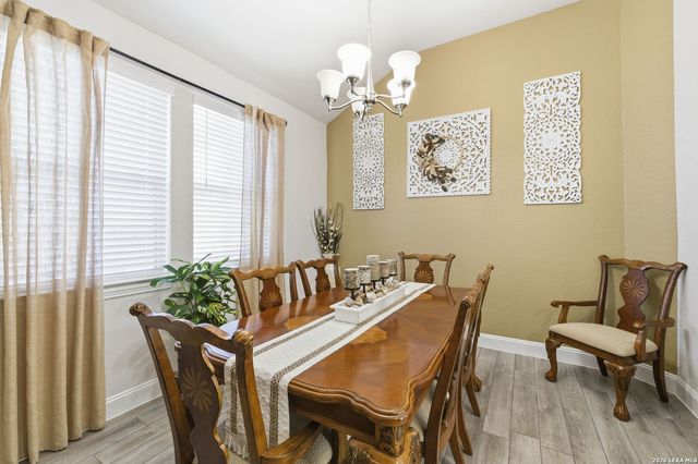 505 Huntwick Dr, Boerne, TX 78006