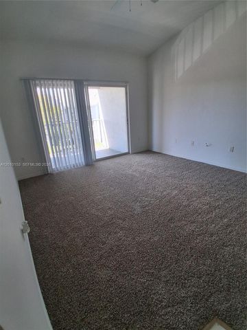 11165 SW 6th St 305, Pembroke Pines, FL 33025