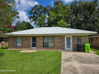 817 Cecile Boulevard, Breaux Bridge, LA 70517