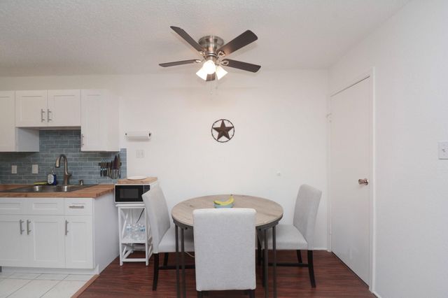 12660 Ashford Point Drive 416, Houston, TX 77082