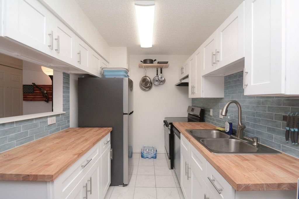 12660 Ashford Point Drive 416, Houston, TX 77082