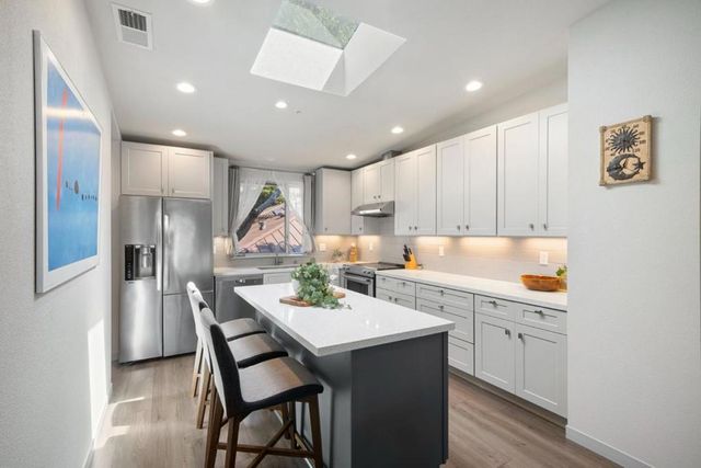 101 Jewell Street 8, Santa Cruz, CA 95060