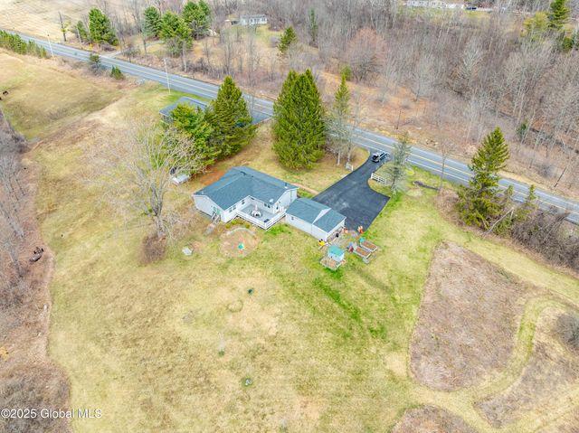 869 State Route 143, Westerlo, NY 12193
