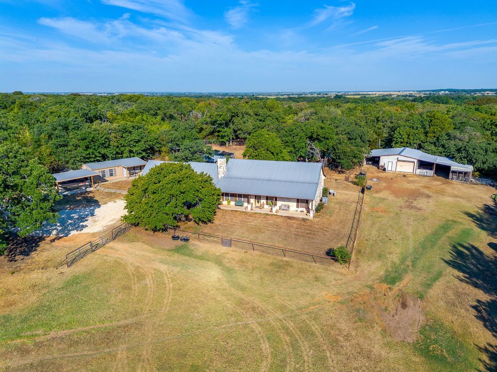 3305 E Fm 916, Cleburne, TX 76031 — exterior