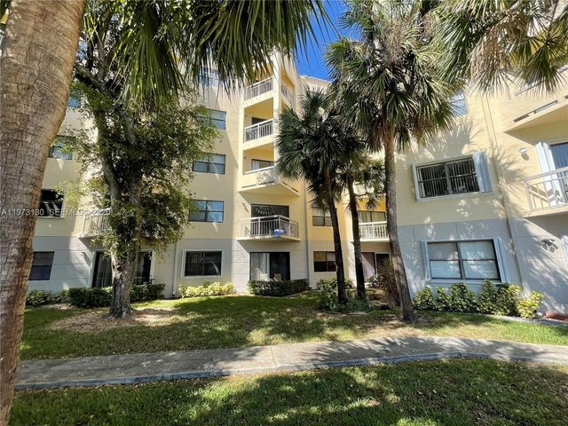 8290 Lake Dr 116, Doral, FL 33166