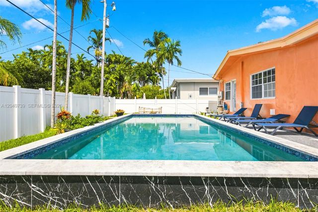 1222 Hollywood Boulevard ., Hollywood, FL 33019