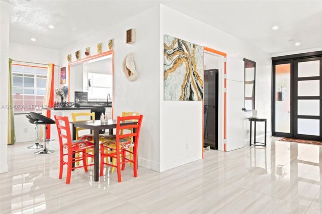 1222 Hollywood Boulevard ., Hollywood, FL 33019