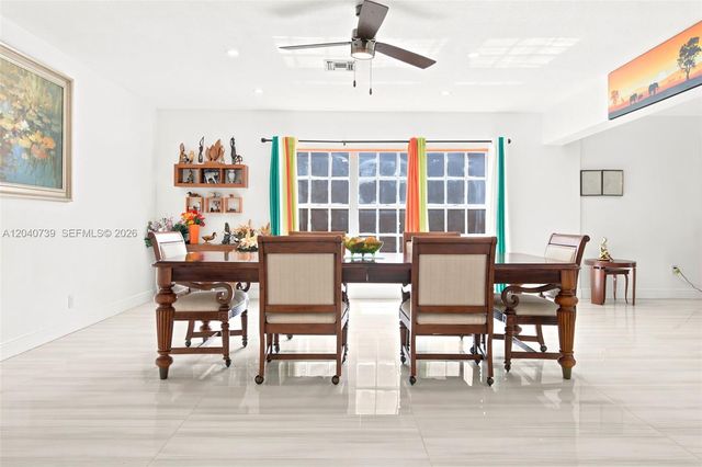 1222 Hollywood Boulevard ., Hollywood, FL 33019