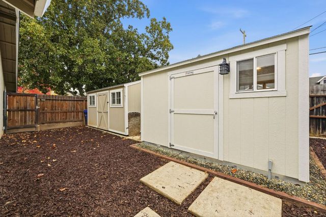 3403 Lindi Ct, Carmichael, CA 95608