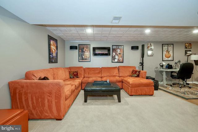 119 HUNTTEAM LN, West Chester, PA 19382